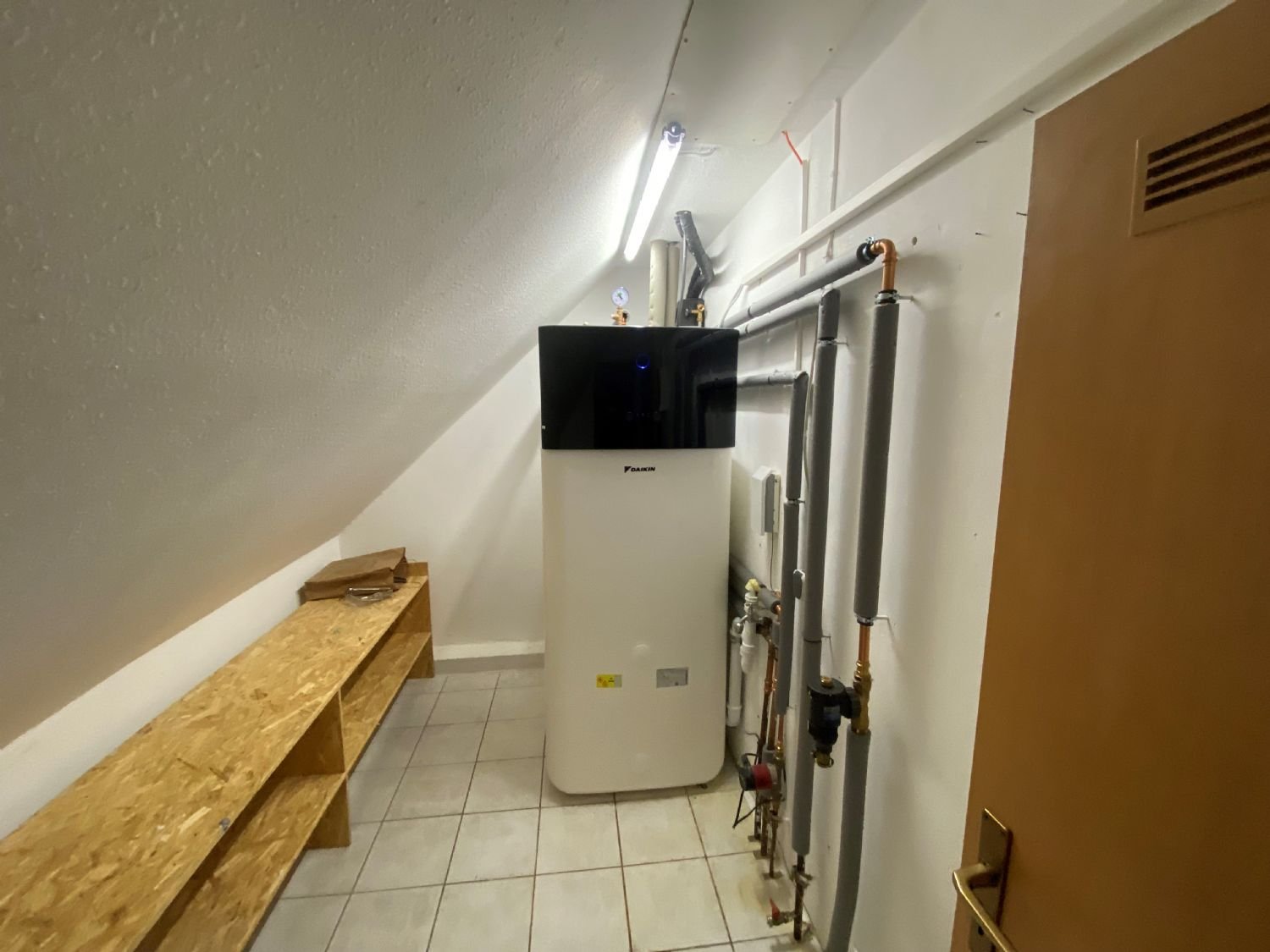 ~~Super aufgeteilte 4-Zimmer Dachgeschoss-Wohnung mit Balkon, in ruhiger Lage~~