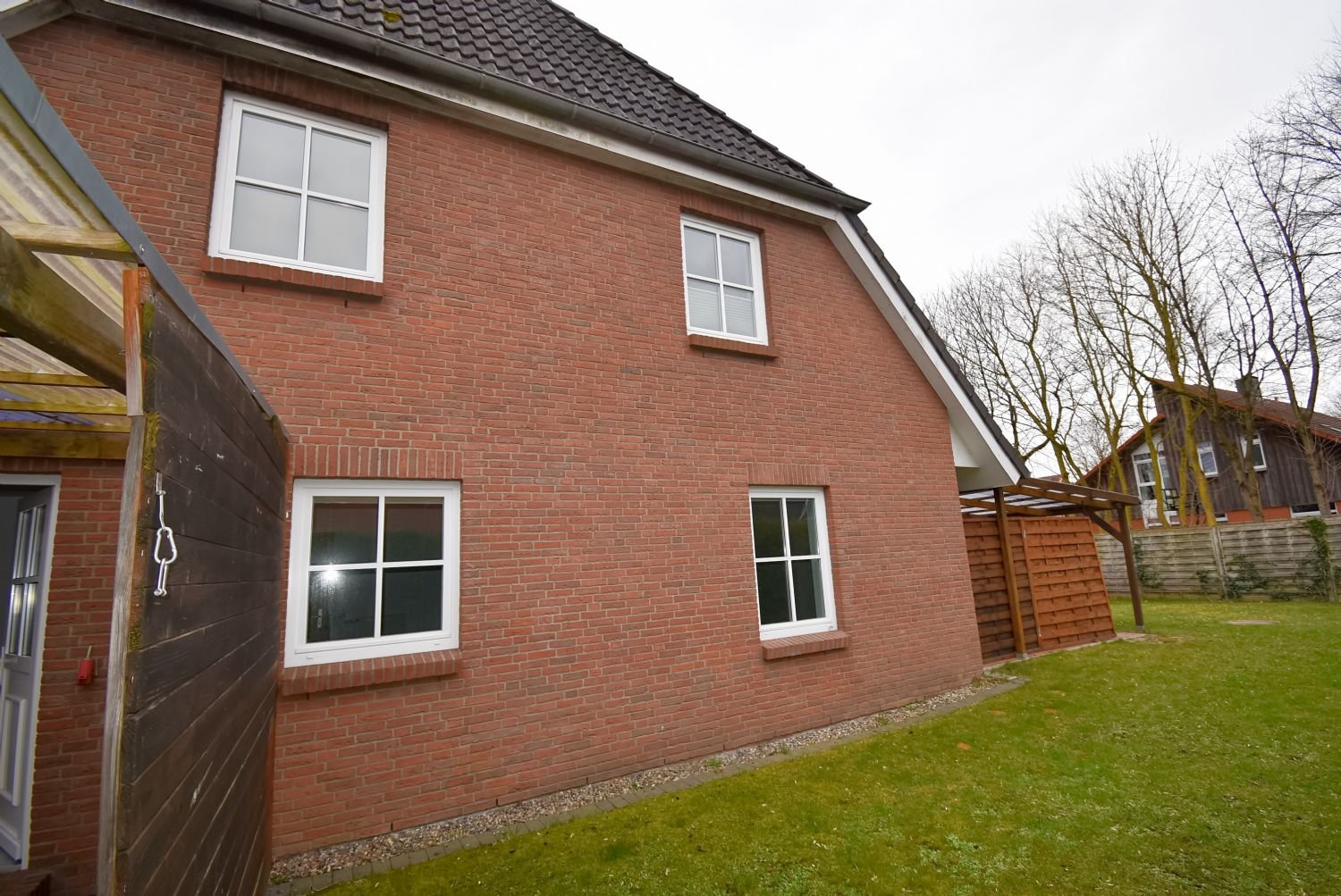 Charmante Doppelhaushälfte in Osterrönfeld