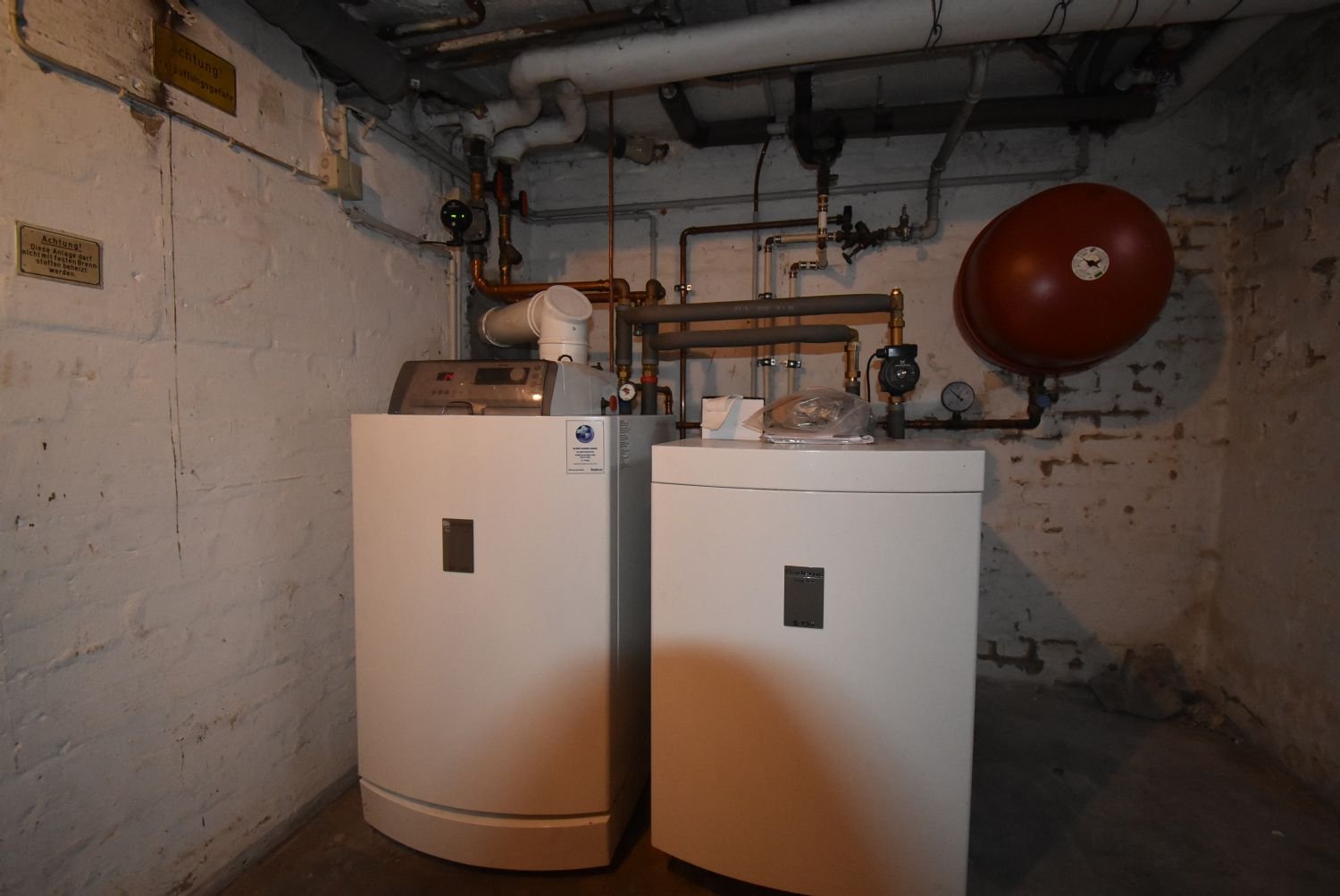 Großes Haus mit Einliegerwohnung in Westerrönfeld