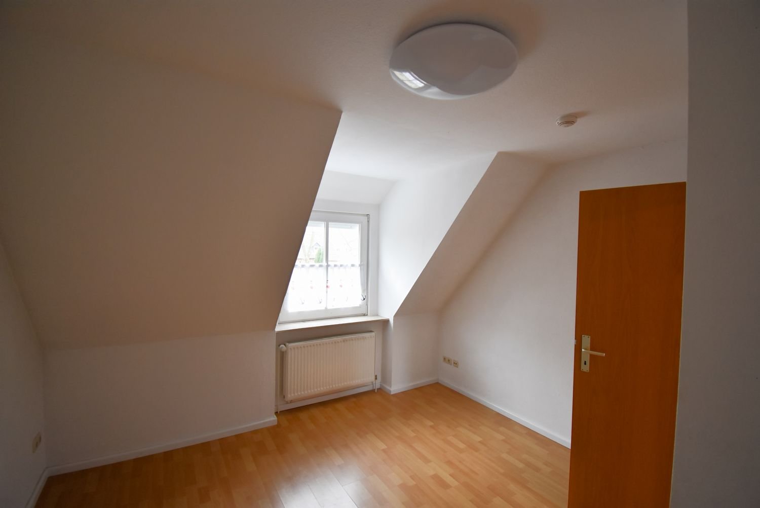 Charmante Doppelhaushälfte in Osterrönfeld