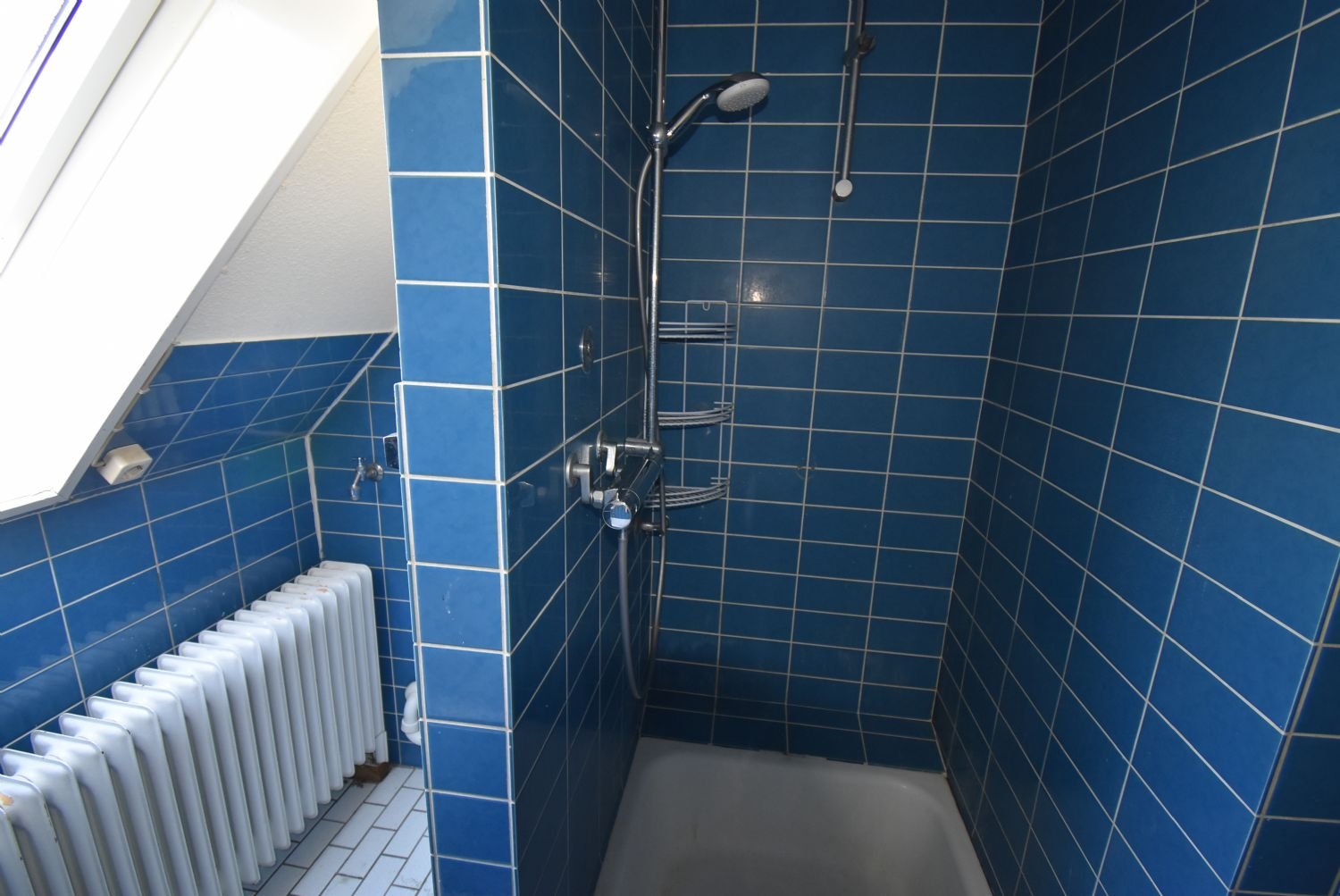 Großes Haus mit Einliegerwohnung in Westerrönfeld