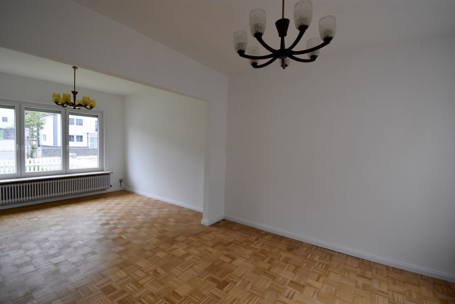 Neubau-Komfort im historischen Gewand: Vollständig kernsaniertes Stadthaus in Marne (Erstbezug nach Sanierung)!
