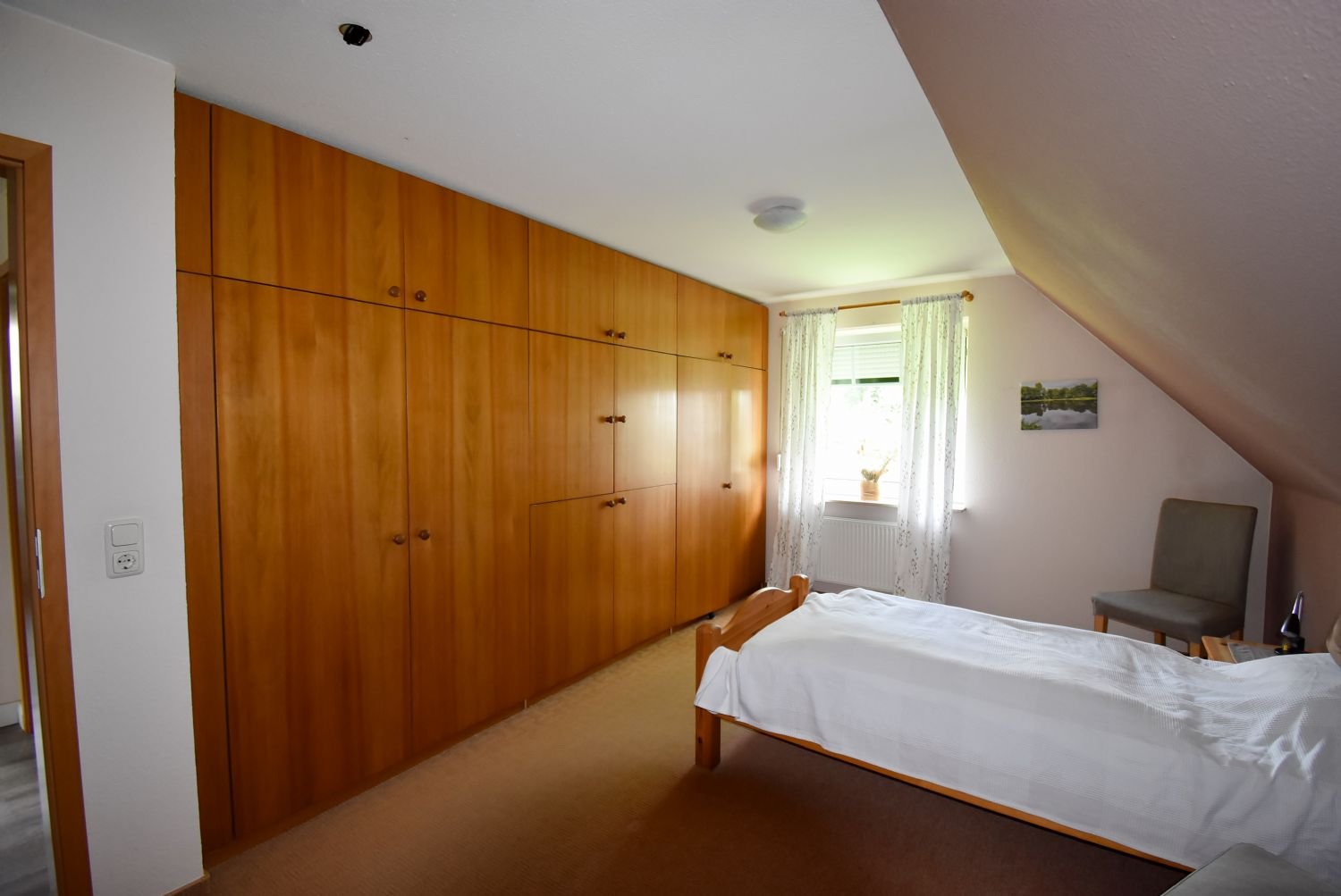 Niedrigenergie-Traum nahe der Nordsee: Großzügiges Vario-Self-Haus mit 900m² Grundstück, Kamin & 2 Terrassen!