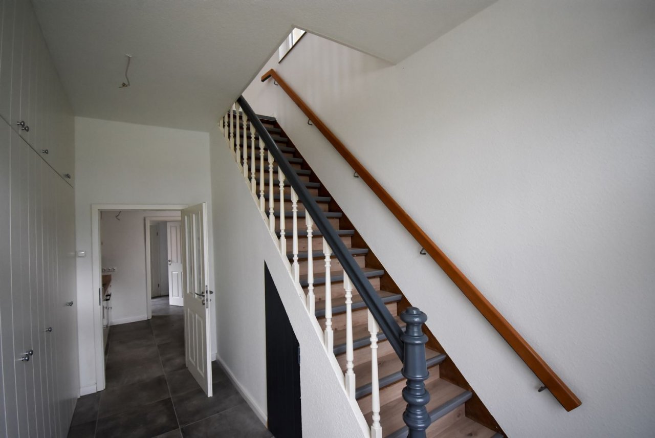 Treppe in das Obergeschoss